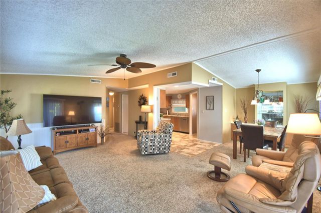 4901 COLONNADES CIRCLE E, Lakeland, FL 33811