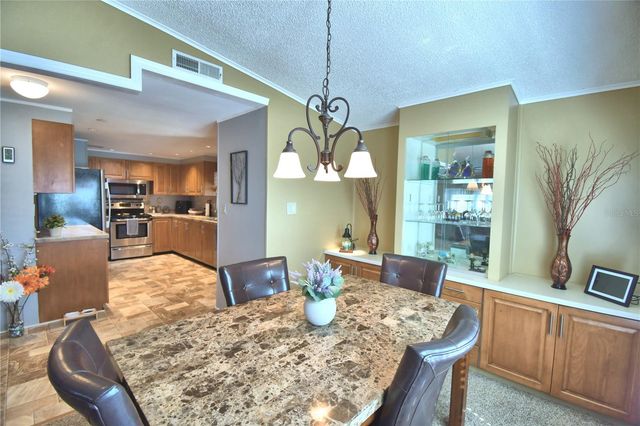 4901 COLONNADES CIRCLE E, Lakeland, FL 33811