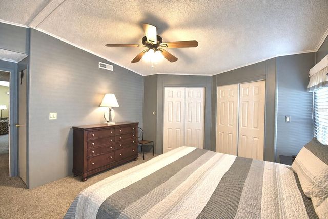4901 COLONNADES CIRCLE E, Lakeland, FL 33811