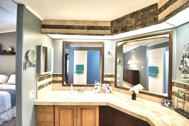 4901 COLONNADES CIRCLE E, Lakeland, FL 33811