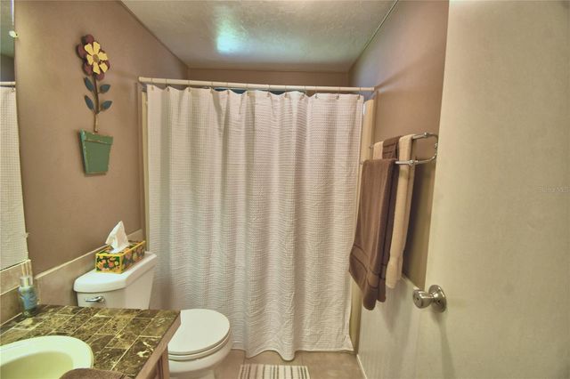 4901 COLONNADES CIRCLE E, Lakeland, FL 33811