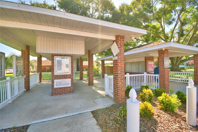 4901 COLONNADES CIRCLE E, Lakeland, FL 33811