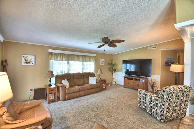 4901 COLONNADES CIRCLE E, Lakeland, FL 33811