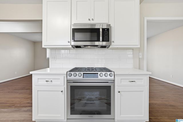 372 OAKHURST STREET, Mount Olive, AL 35117