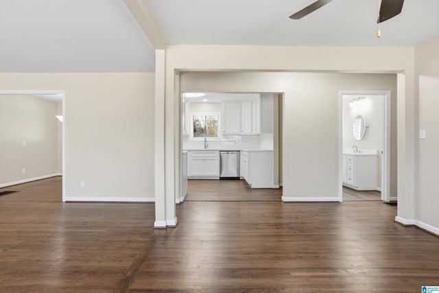 372 OAKHURST STREET, Mount Olive, AL 35117