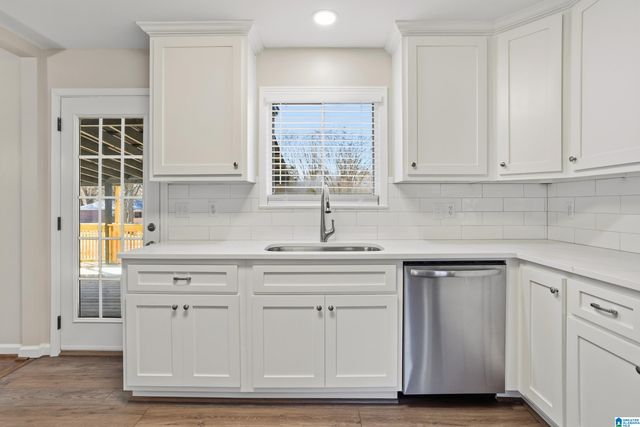 372 OAKHURST STREET, Mount Olive, AL 35117