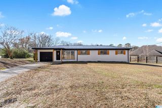 372 OAKHURST STREET, Mount Olive, AL 35117