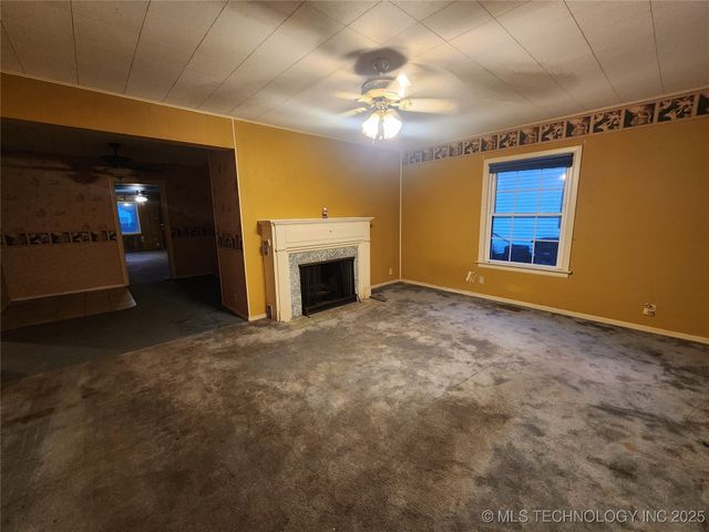 2015 S Dewey Avenue, Bartlesville, OK 74003