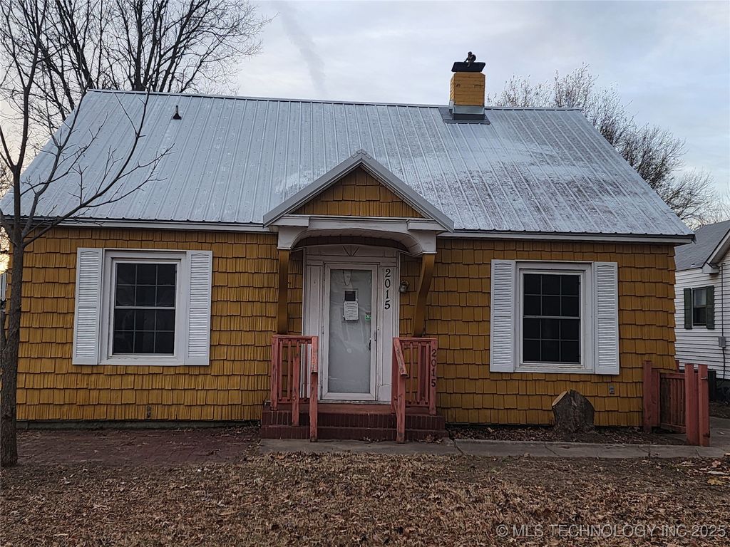 2015 S Dewey Avenue, Bartlesville, OK 74003