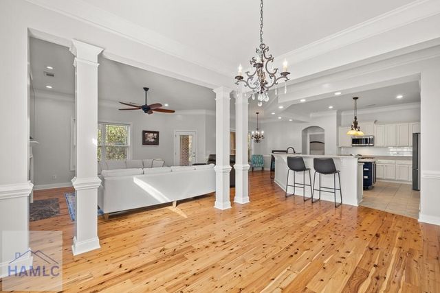 401 River Oak Drive, Richmond Hill, GA 31324