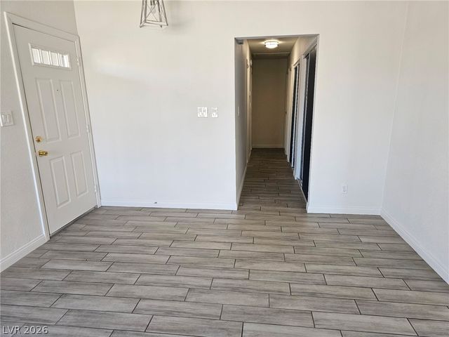 3905 Starflower Court, Las Vegas, NV 89107