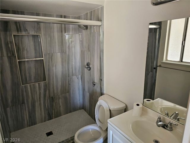 3905 Starflower Court, Las Vegas, NV 89107