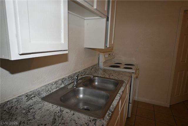 1007 C Street 3, Las Vegas, NV 89106