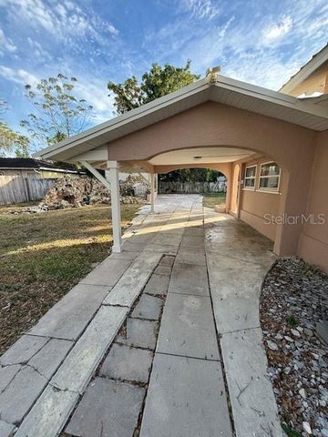414 AVENUE C NE, Winter Haven, FL 33881
