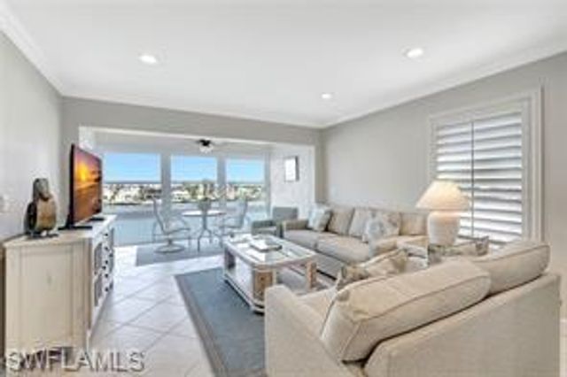 271 Southbay DR # 155, Naples, FL 34108