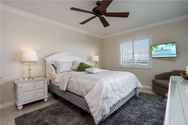 271 Southbay DR # 155, Naples, FL 34108