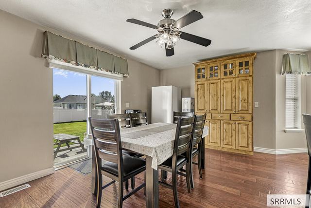 3000 Lilac Circle, Iona, ID 83427