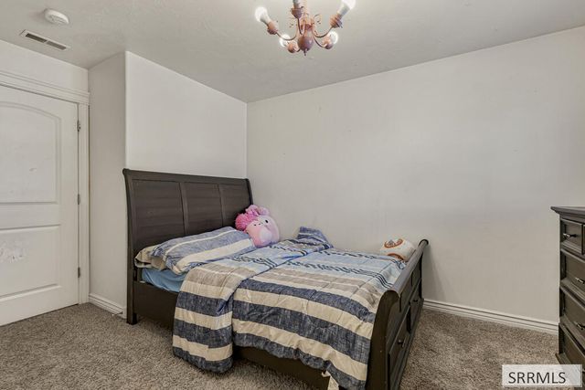 3000 Lilac Circle, Iona, ID 83427