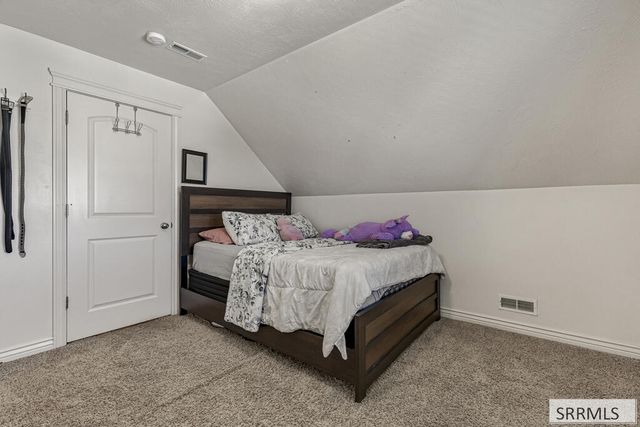 3000 Lilac Circle, Iona, ID 83427