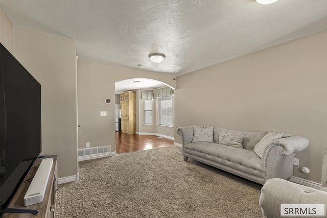 3000 Lilac Circle, Iona, ID 83427