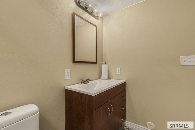 3000 Lilac Circle, Iona, ID 83427