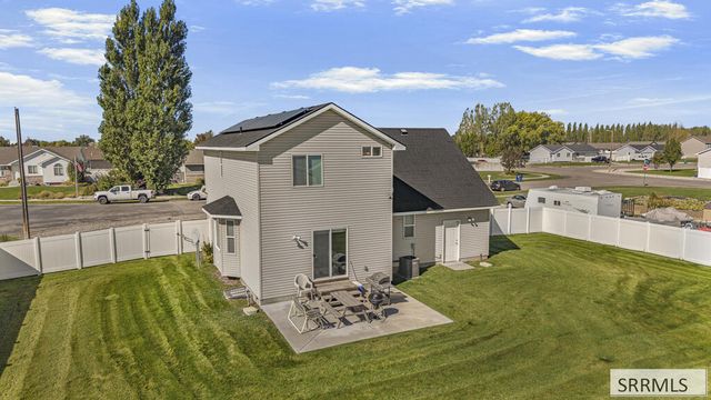 3000 Lilac Circle, Iona, ID 83427
