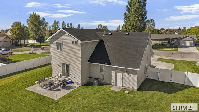 3000 Lilac Circle, Iona, ID 83427