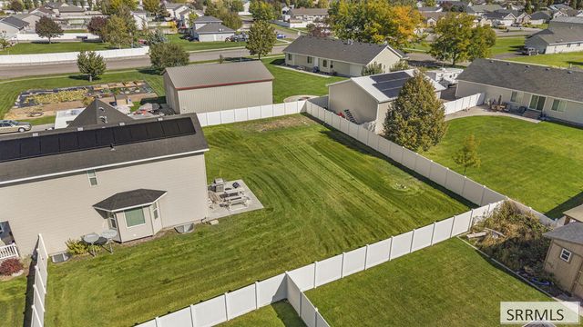 3000 Lilac Circle, Iona, ID 83427