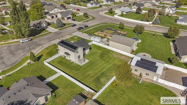 3000 Lilac Circle, Iona, ID 83427