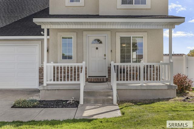 3000 Lilac Circle, Iona, ID 83427