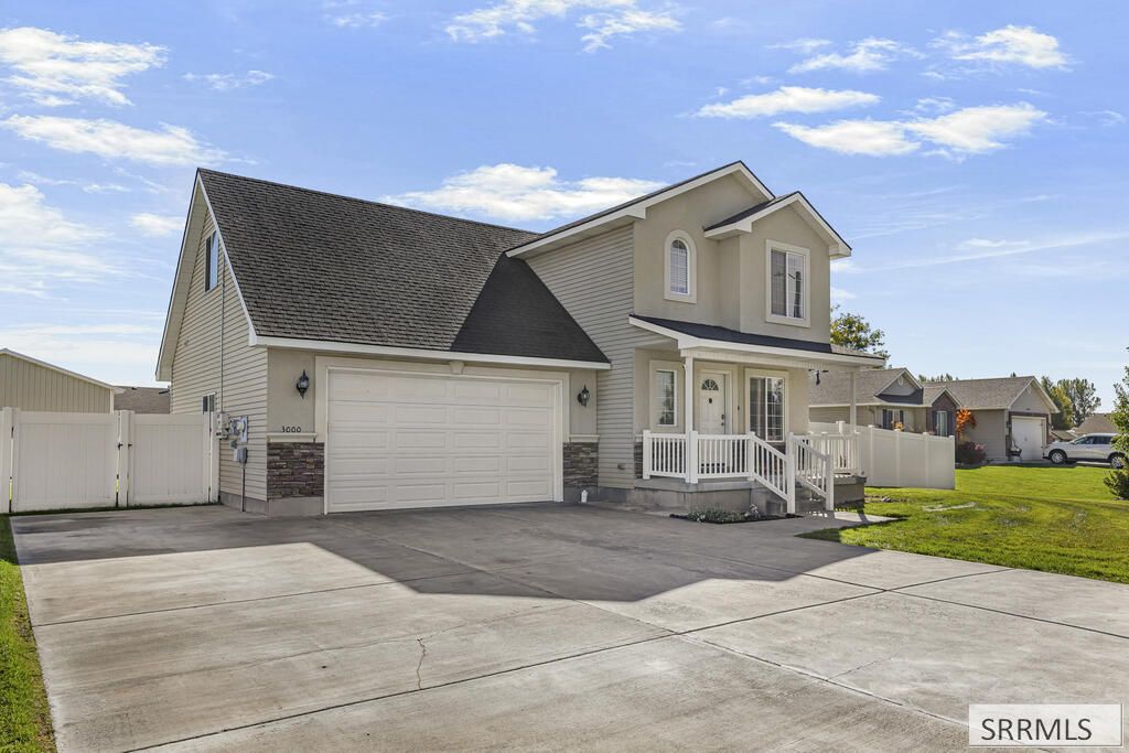 3000 Lilac Circle, Iona, ID 83427