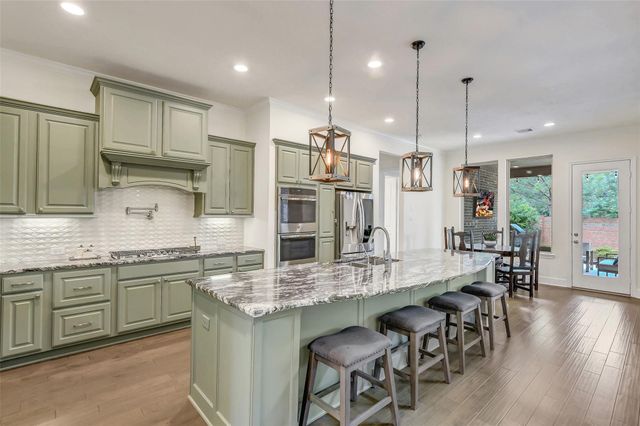 27614 Long Cliff Lane, Spring, TX 77386