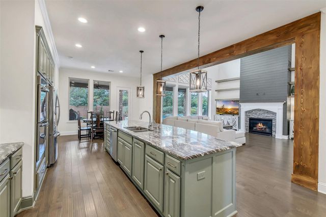 27614 Long Cliff Lane, Spring, TX 77386