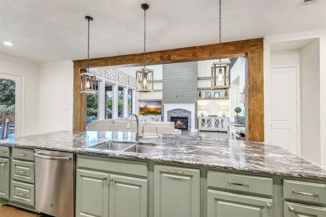 27614 Long Cliff Lane, Spring, TX 77386