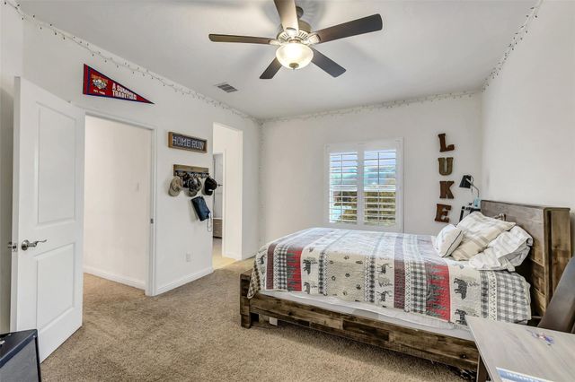 27614 Long Cliff Lane, Spring, TX 77386