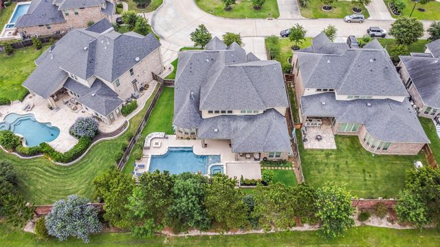 27614 Long Cliff Lane, Spring, TX 77386