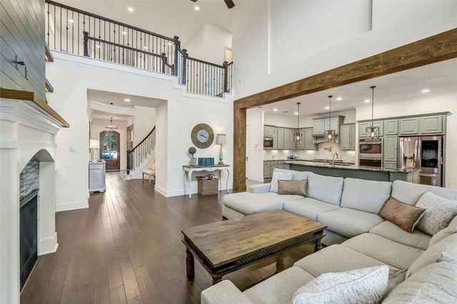 27614 Long Cliff Lane, Spring, TX 77386