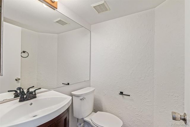 8918 W 101st Avenue, Broomfield, CO 80021