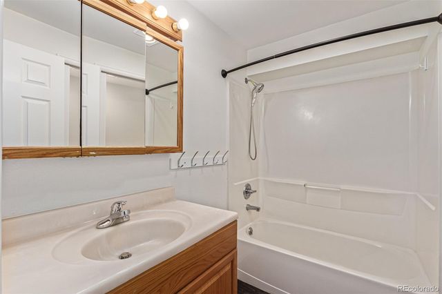 8918 W 101st Avenue, Broomfield, CO 80021