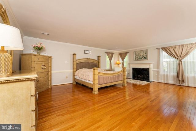 12760 QUARTERHORSE LN, Woodbridge, VA 22192