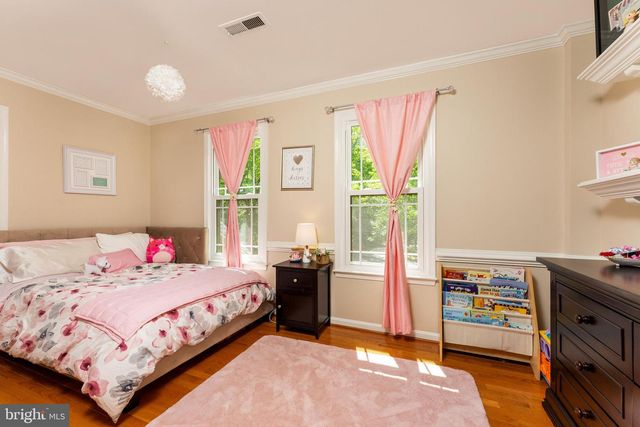 12760 QUARTERHORSE LN, Woodbridge, VA 22192