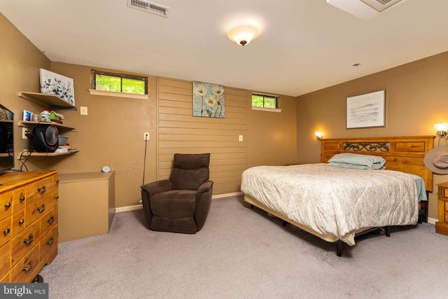 12760 QUARTERHORSE LN, Woodbridge, VA 22192