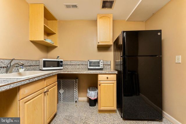 12760 QUARTERHORSE LN, Woodbridge, VA 22192