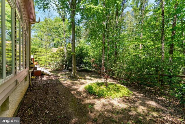 12760 QUARTERHORSE LN, Woodbridge, VA 22192