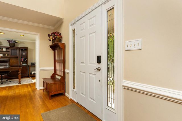 12760 QUARTERHORSE LN, Woodbridge, VA 22192