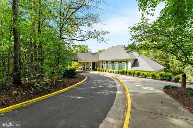 12760 QUARTERHORSE LN, Woodbridge, VA 22192