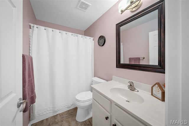 3416 Sun Bear Court 830C, Wentzville, MO 63385