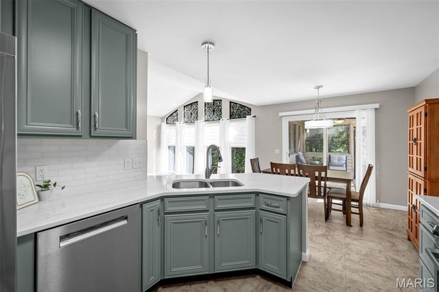 3416 Sun Bear Court 830C, Wentzville, MO 63385
