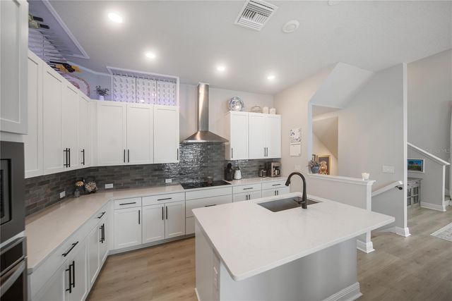 2501 BOONE COURT, Sarasota, FL 34237