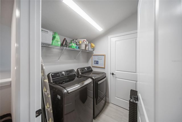 2501 BOONE COURT, Sarasota, FL 34237